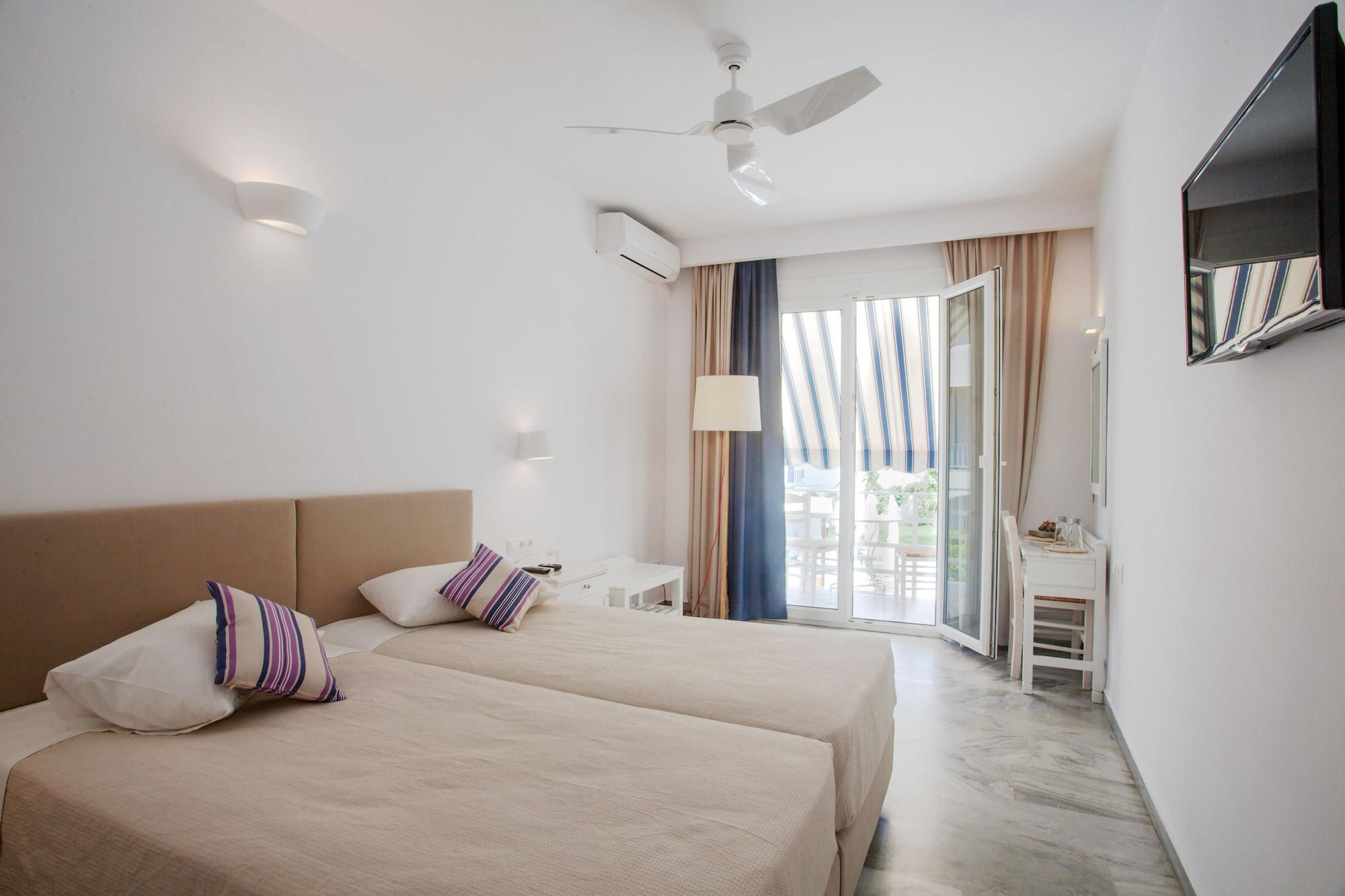 Hotel Paros Exterior foto